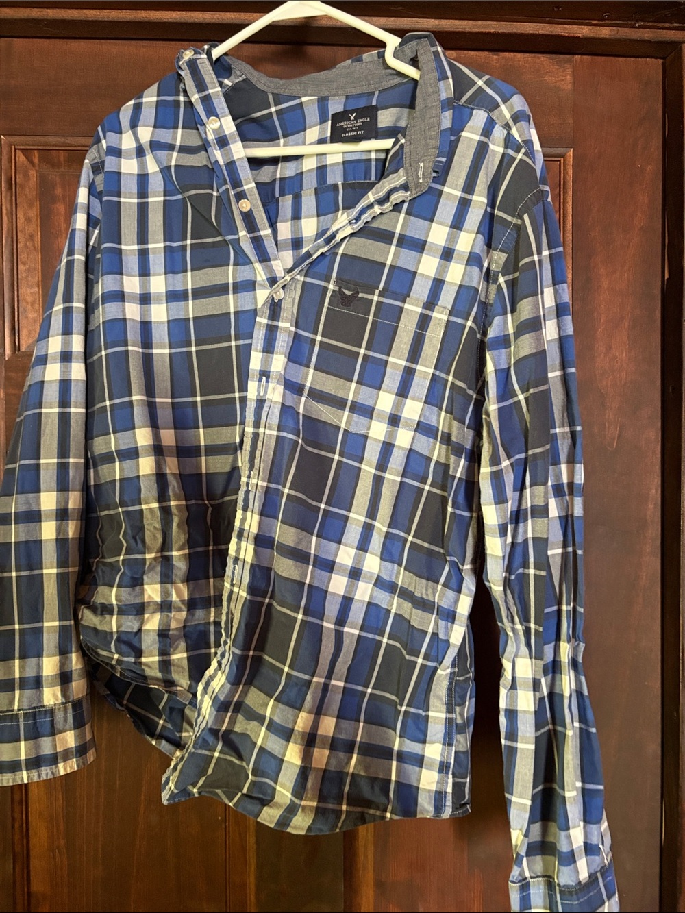 American Eagle Outfitters Blue and White Plaid Button-Down Shirt